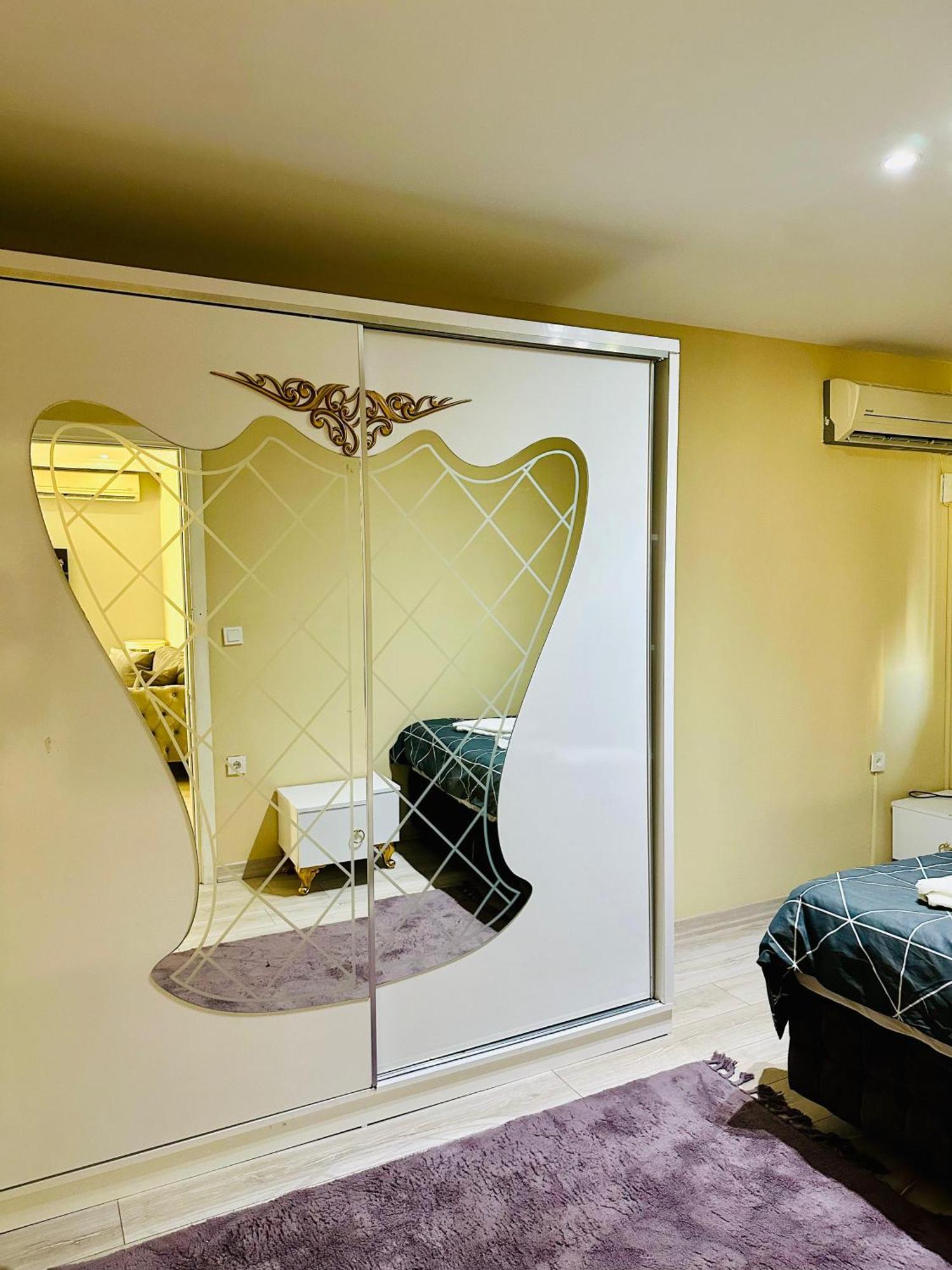 Ekinci Aparthotel Istanbul Bagian luar foto
