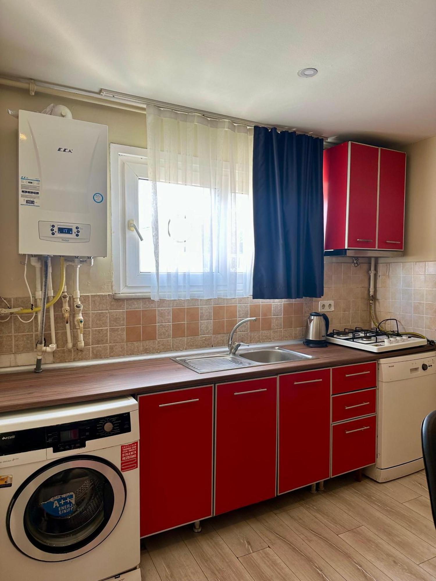 Ekinci Aparthotel Istanbul Bagian luar foto